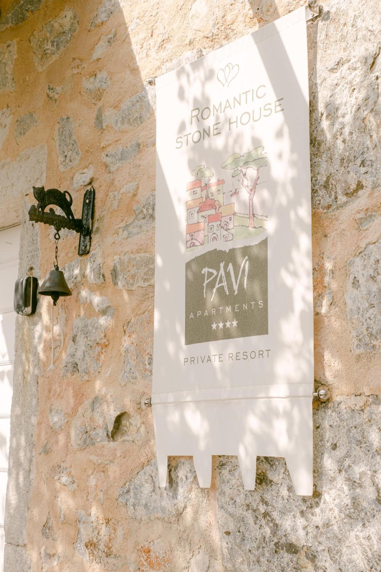 Pavi Apartments Romantic Stone House K13 Kornić Eksteriør billede