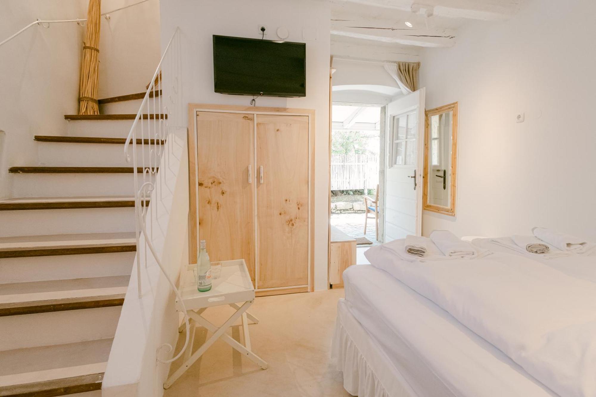 Pavi Apartments Romantic Stone House K13 Kornić Eksteriør billede